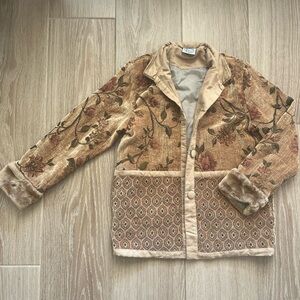 Tapestry Floral Patterned Jacket Faux Fur Accents Size L/XL